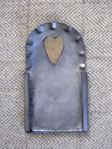 Fluted Heart Tin Frame 4½" x 2½" — $20