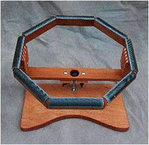 Octagonal 10" diameter Swivel Lap Rug Hooking Frame by K's Creations